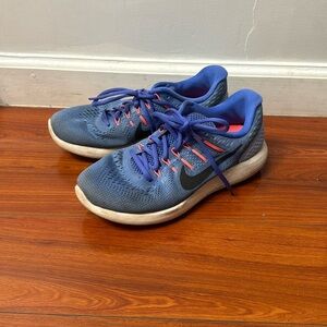 Nike lunarglide women’s running shoe